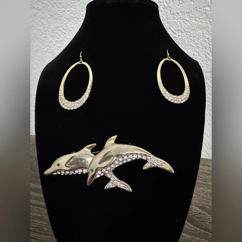 Elegant Gold Dolphin Jewelry Set - Vintage - Picture 1 of 4